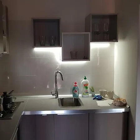 Aura Apartment *
