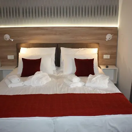 Aura Apartment