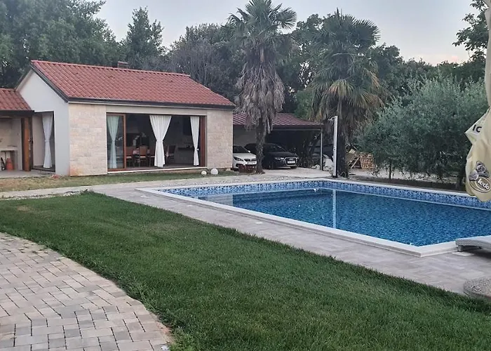 Διαμέρισμα Aura Ρόβινι