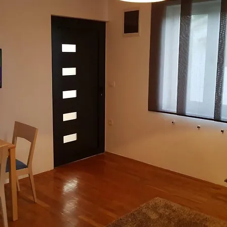Aura Apartman