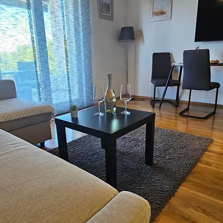 Apartamento Aura *